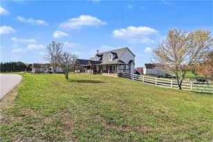 16 Carol Anne Dr, Murrayville, GA 30564 - Photo 47