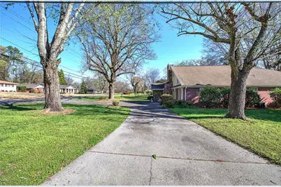 224 Hillcrest Drive, Calhoun, GA 30701 - Photo 13