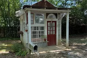 224 Hillcrest Dr, Calhoun, GA 30701 - Photo 5