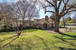 224 Hillcrest Dr, Calhoun, GA 30701 - Photo 3