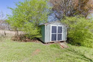 698 Melinda Dr, Winder, GA 30680 - Photo 31