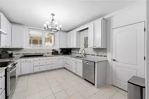 1210 Windsor Estates Dr, Marietta, GA 30062 - Photo 47