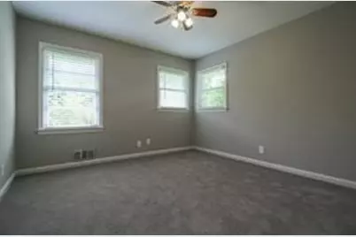 2677 Clairmont Road NE, Atlanta, GA 30329 - Photo 11