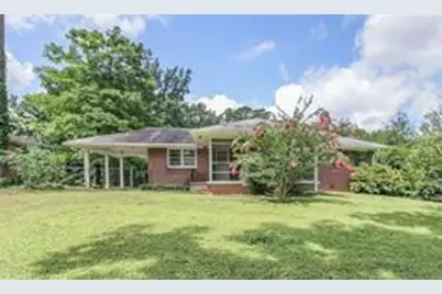 2677 Clairmont Road NE, Atlanta, GA 30329 - Photo 17