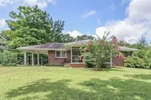 2677 Clairmont Road NE, Atlanta, GA 30329 - Photo 17
