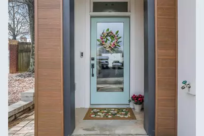 358 Clarendon Court, Gainesville, GA 30501 - Photo 3