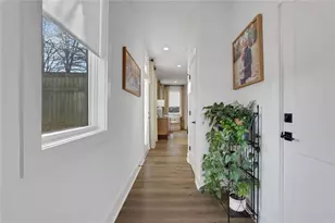 358 Clarendon Ct, Gainesville, GA 30501 - Photo 3