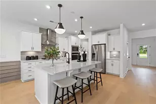 235 Lucas Ct, Jefferson, GA 30549 - Photo 9