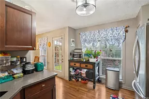 1373 Richland Creek Trail, Sugar Hill, GA 30518 - Photo 17