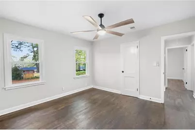 2533 Plantation Drive, East Point, GA 30344 - Photo 15