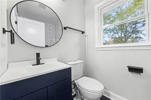 2533 Plantation Dr, East Point, GA 30344 - Photo 17