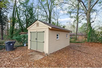 2533 Plantation Drive, East Point, GA 30344 - Photo 27