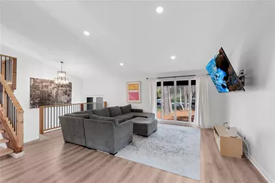 5360 Willow Point Parkway, Marietta, GA 30068 - Photo 7