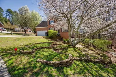 858 Red Rock Court, Suwanee, GA 30024 - Photo 3