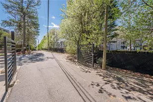 901 Summit N Dr NE, Atlanta, GA 30324 - Photo 47