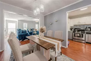 901 Summit N Dr NE, Atlanta, GA 30324 - Photo 9