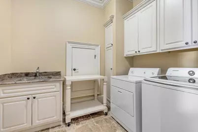 1060 Canter Road NE, Atlanta, GA 30324 - Photo 25