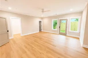 3513 Kingsboro Rd, Atlanta, GA 30326 - Photo 13