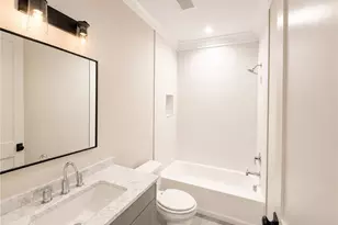 3513 Kingsboro Rd, Atlanta, GA 30326 - Photo 9