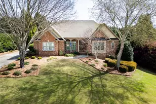 558 Sterling Water Dr, Monroe, GA 30655 - Photo 3