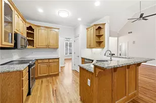 3051 Glenview Ln, Monroe, GA 30656 - Photo 9