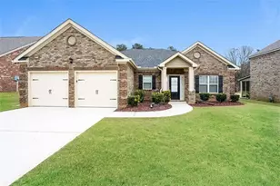 3217 Alhambra Cir, Hampton, GA 30228 - Photo 1