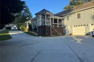 4548 Duncan Dr, Sugar Hill, GA 30518 - Photo 115