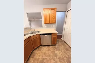 10221 Deep Creek Place, Union City, GA 30291 - Photo 5