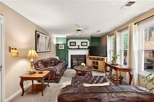 559 Wynbrooke Pkwy, Stone Mountain, GA 30087 - Photo 17