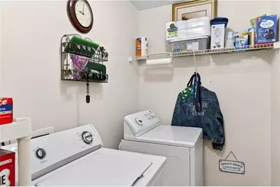 559 Wynbrooke Parkway, Stone Mountain, GA 30087 - Photo 19