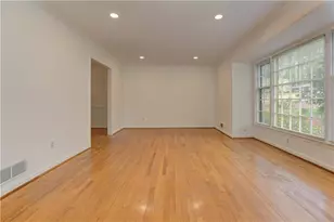 1959 Queens Way, Atlanta, GA 30341 - Photo 13