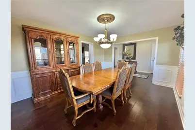 2660 Sandy Creek Circle, Loganville, GA 30052 - Photo 5