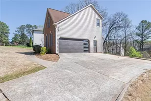1882 Skidmore Cir, Lawrenceville, GA 30044 - Photo 5
