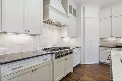 2085 Bellrick Road NW, Atlanta, GA 30318 - Photo 13