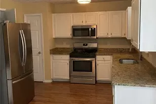 655 Gardinia Dr, McDonough, GA 30253 - Photo 3