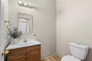 991 Bay Pointe Way SW, Lilburn, GA 30047 - Photo 17