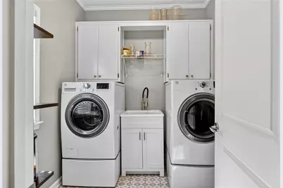 1480 Chinook Court SW, Lilburn, GA 30047 - Photo 19