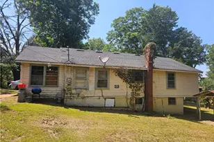 129 Brady St, Toccoa, GA 30577 - Photo 1
