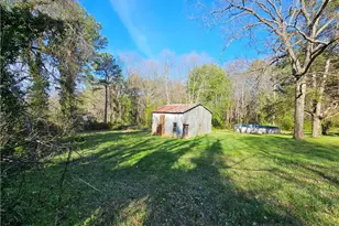 129 Brady St, Toccoa, GA 30577 - Photo 13