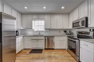 3502 Greystone Dr, Loganville, GA 30052 - Photo 11