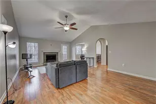 3502 Greystone Dr, Loganville, GA 30052 - Photo 5