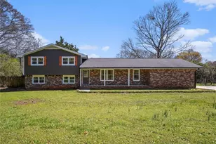 8832 Twin Oaks Dr, Jonesboro, GA 30236 - Photo 1