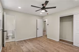 8832 Twin Oaks Dr, Jonesboro, GA 30236 - Photo 15