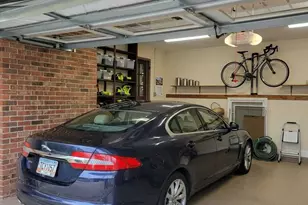 9870 Robinwood Ln, Roswell, GA 30075 - Photo 13