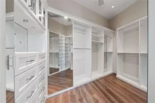 3376 Peachtree Rd NE, Atlanta, GA 30326 - Photo 23