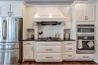 1515 Heritage Trail, Roswell, GA 30075 - Photo 9