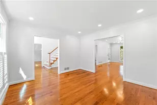 450 Shay Lind Ct SW, Lilburn, GA 30047 - Photo 9