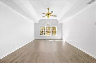 450 Shay Lind Ct SW, Lilburn, GA 30047 - Photo 23