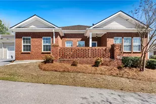 341 Villa Park Cir, Stone Mountain, GA 30087 - Photo 1