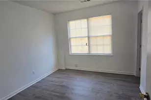 4951 Larkspur Ln, Atlanta, GA 30349 - Photo 11